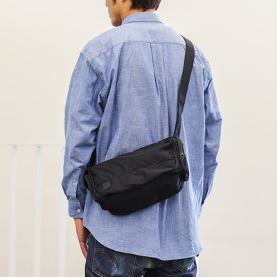 ZIP SHOULDER BAG (S)