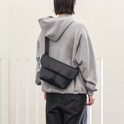 FLAP SHOULDER BAG