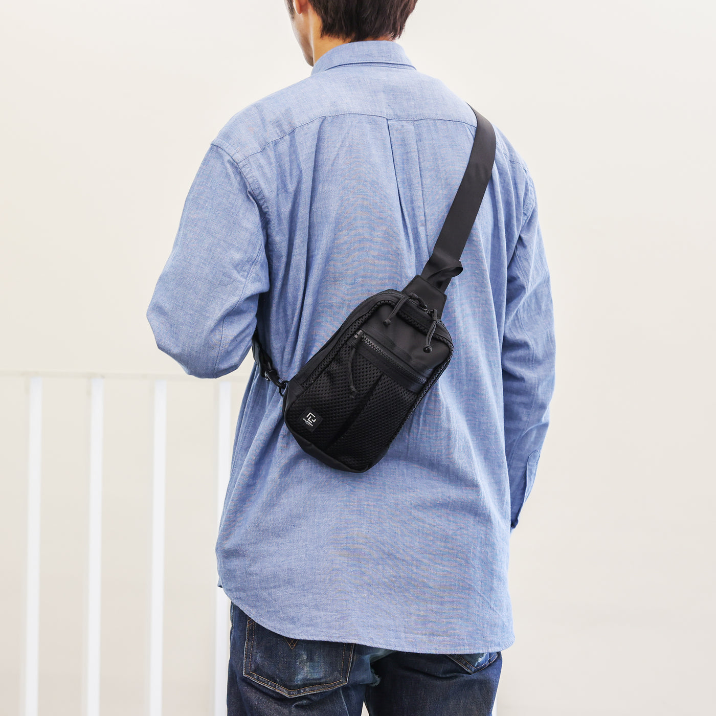 MINI SLING BAG