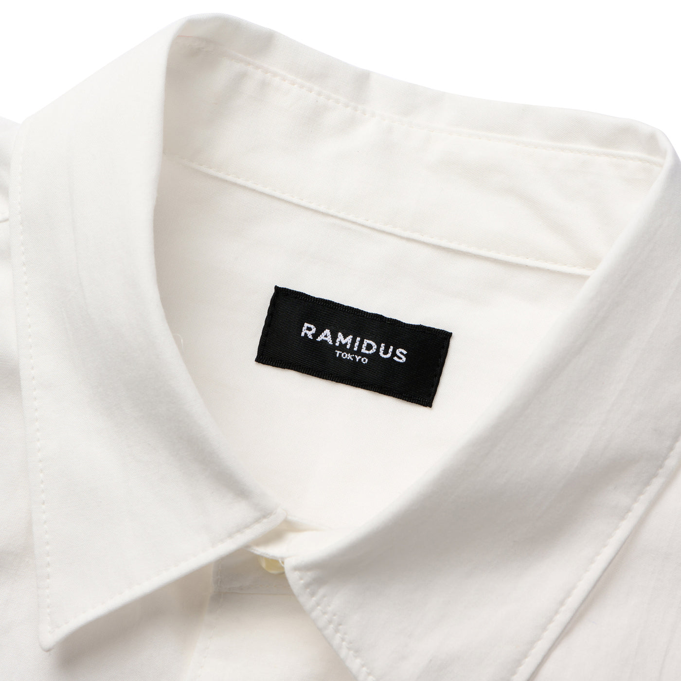 LOGO EMBROIDERY SHIRT / WHITE